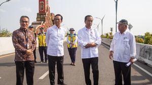 Jokowi Resmikan Jembatan Kretek 2