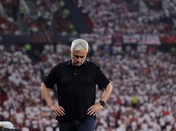 Mourinho Dilaporkan Ribut dengan Pemain AS Roma