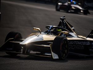 Melihat Latihan Bebas Balapan Formula E 2023 Jakarta