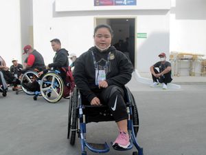 Lifter Dwiska, Pembawa Bendera Merah-Putih pada Defile ASEAN Para Games Lifter Dwiska, Pembawa Bendera Merah-Putih pada Defile ASEAN Para Games