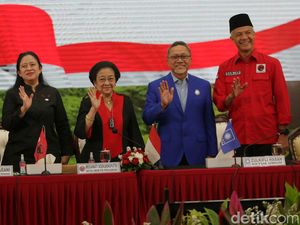 Megawati Singgung Ada Kesan Relawan yang Kerja Memenangkan Capres