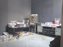 Penampakan Pabrik Ekstasi di Tangerang, Ada Pencetak 3.000 Pil Per 30 Menit