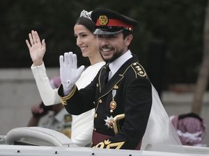 10 Foto Pernikahan Pangeran Yordania dan Arsitek, Putri Pengusaha Arab Saudi 10 Foto Pernikahan Pangeran Yordania dan Arsitek, Putri Pengusaha Arab Saudi