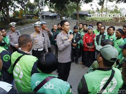 Komunitas Ojol Jombang Diajak Tertib Berlalu Lintas dan Jaga Kamtibmas