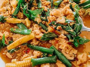 Resep Tumis  Ayam dan Sayuran Pedas yang Sederhana Untuk Lauk Bekal Resep Tumis  Ayam dan Sayuran Pedas yang Sederhana Untuk Lauk Bekal