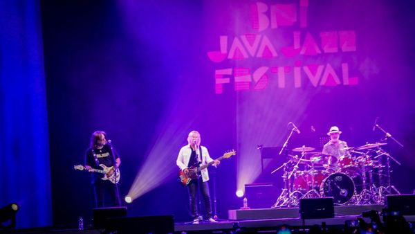 Nostalgia Bareng The Chicago Experience di BNI Java Jazz Festival
