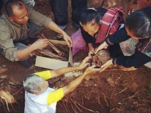 Mangongkal Holi, Tradisi Unik Batak Menggali Tulang Manusia dari Kuburan