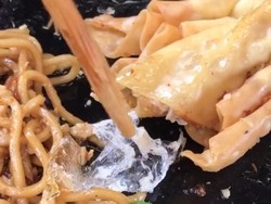 Mie Gacoan Disorot Usai Temuan Plastik dalam Pangsit, Ini Kata Manajemen