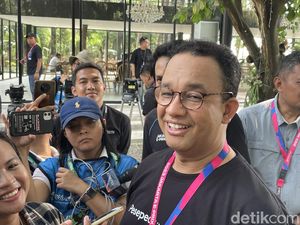 Nonton Formula E Jakarta dari Tribun Murah, Anies Baswedan: Seru dan Menegangkan Nonton Formula E Jakarta dari Tribun Murah, Anies Baswedan: Seru dan Menegangkan