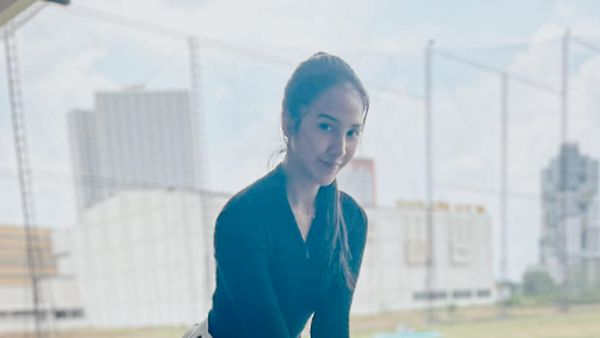 8 Inspirasi Gaya Sporty Anya Geraldine untuk Main Tenis dan Golf