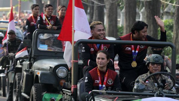 8 Atlet SEA Games 2023 Asal Sidoarjo Diarak Keliling Kota