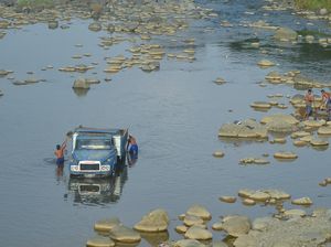 Kemarau Bikin Debit Sungai di Padang Berkurang Drastis