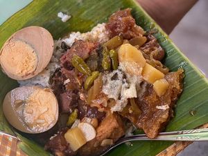 7 Rekomendasi Tempat Makan Gudeg Enak di Bandung 7 Rekomendasi Tempat Makan Gudeg Enak di Bandung