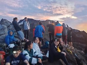 Dewan Sarankan Pemprov Bali Sediakan Pemandu Terlatih Ketimbang Tutup Gunung