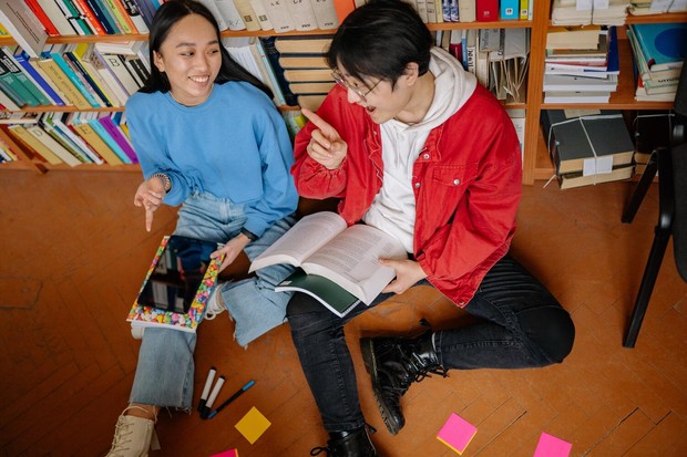 Perempuan mengapresiasi prianya/Sumber: Pexels/Yan Krukau