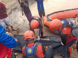 2 Hari Tenggelam, Bocah 10 Tahun di Sarolangun Ditemukan Tewas 2 Hari Tenggelam, Bocah 10 Tahun di Sarolangun Ditemukan Tewas