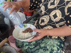 Uniknya Rujak Werak Khas Morodemak Demak, Berbumbu Air Kelapa Asam Uniknya Rujak Werak Khas Morodemak Demak, Berbumbu Air Kelapa Asam