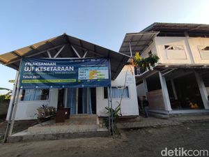 Operasi Senyap Densus di Banyuwangi Tangkap Dosen-Pengacara Terduga Teroris Operasi Senyap Densus di Banyuwangi Tangkap Dosen-Pengacara Terduga Teroris