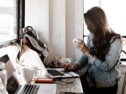 Sejumlah Universitas di Australia Gunakan Teknologi AI untuk Cek Tugas Mahasiswa Internasional