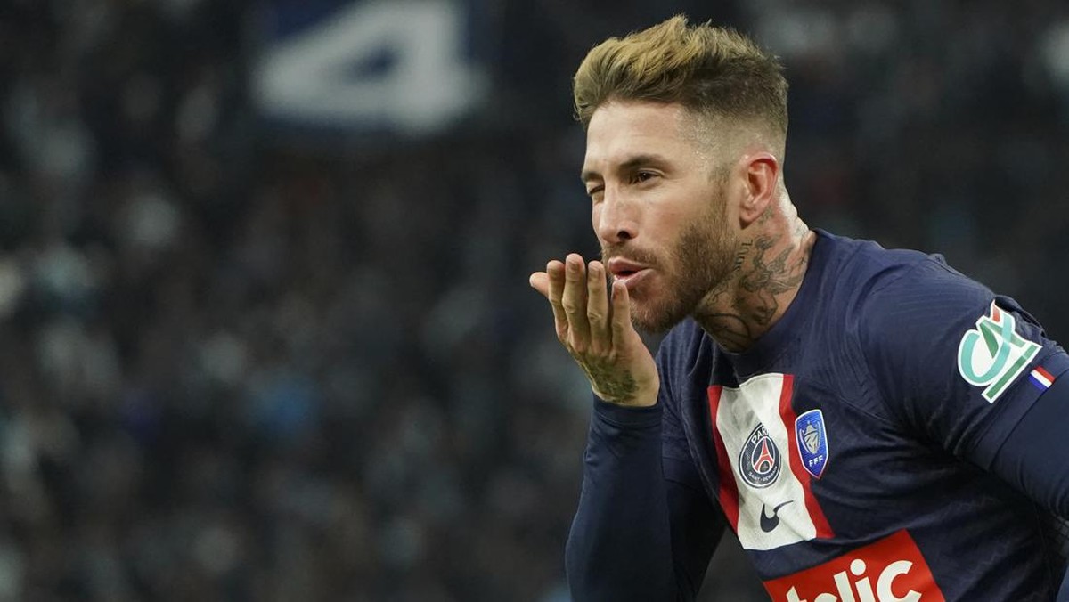 Sevilla menutup pintu bagi Sergio Ramos (Foto: AP/Laurent Cipriani)
