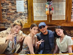 Serunya Deddy Corbuzier Kulineran Bareng Istri dan Anak Serunya Deddy Corbuzier Kulineran Bareng Istri dan Anak