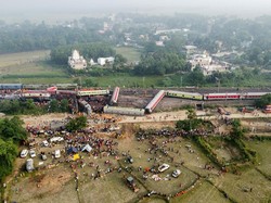 Pejabat India Usut Penyebab Kecelakaan Kereta Api yang Tewaskan 288 Orang