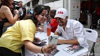 Antusias Penonton Saat Jumpa Pebalap Formula E Jakarta 2023
