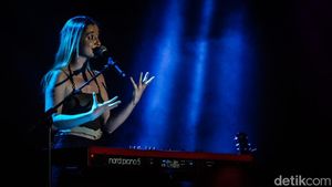 Penonton Terlena Dengar Musik Stacey Ryan di BNI Java Jazz Festival 2023