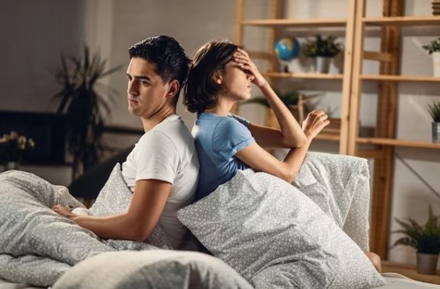 Cemas dan depresi pada pernikahan dini. foto freepik.com: drazen zigic Cemas dan depresi pada pernikahan dini. foto freepik.com: drazen zigic