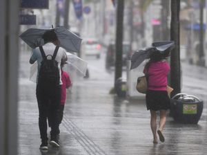 Jepang Dilanda Topan, Maskapai Ramai-ramai Batalkan Penerbangan Jepang Dilanda Topan, Maskapai Ramai-ramai Batalkan Penerbangan