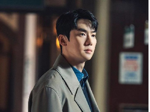 9 Fakta Yoo Yeon Seok, Pemeran Kang Do Joo Jadi Kejutan di Dr Romantic 3 9 Fakta Yoo Yeon Seok, Pemeran Kang Do Joo Jadi Kejutan di Dr Romantic 3