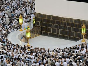 Pemerintah Saudi Batasi Waktu Masuk Hijr Ismail, Pria dan Wanita Dipisah Pemerintah Saudi Batasi Waktu Masuk Hijr Ismail, Pria dan Wanita Dipisah