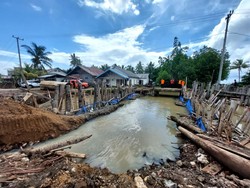 Jembatan Darurat Penghubung Sinjai-Bulukumba Rusak Diterjang Banjir