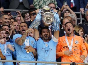 Juara Piala FA, Manchester City Selangkah Lagi Treble Winners