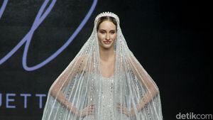 10 Koleksi Gaun Pengantin Etiquette White, Busana Sesuai Karakter Tubuh
