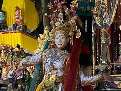 Tarian Didik Nini Thowok Ungkap Sisi Lain Ratu Calon Arang Bukan Raja Leak