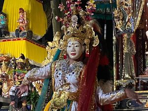 Tarian Didik Nini Thowok Ungkap Sisi Lain Ratu Calon Arang Bukan Raja Leak Tarian Didik Nini Thowok Ungkap Sisi Lain Ratu Calon Arang Bukan Raja Leak