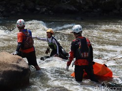Hasan dan Ramdani Tewas Digulung Arus Sungai Cimanuk Garut