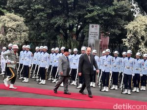 Prabowo Terima Kunjungan Kehormatan Menhan Qatar