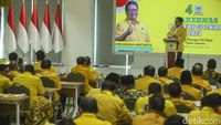 Rakernas Golkar, Airlangga Minta Ridwan Kamil Menangkan Jabar, Banten dan DKI