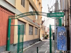 Densus 88 Tangkap Terduga Teroris di Surabaya