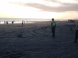 Polres Tabanan Imbau Warga Pesisir Waspadai Banjir Rob