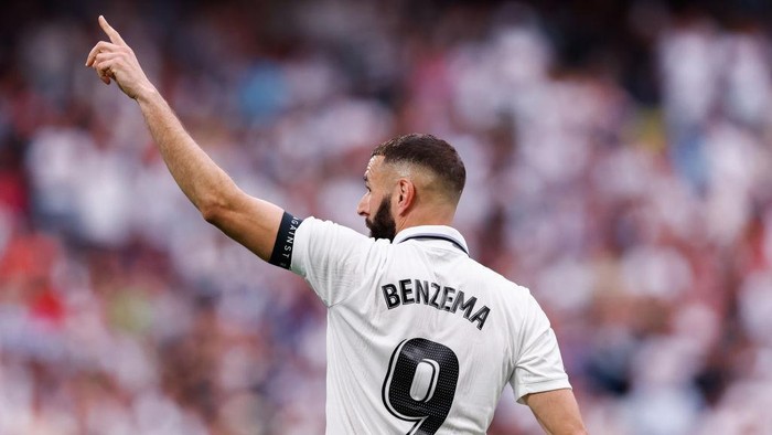 MADRID, SPAIN - JUNE 04: Karim Benzema player of Real Madrid celebrates after scoring his teams goal during the LaLiga Santander match between Real Madrid CF and Athletic Club at Estadio Santiago Bernabeu on June 04, 2023 in Madrid, Spain. (Photo by Helios de la Rubia/Real Madrid via Getty Images)