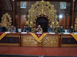 Pemkab Karangasem Bentuk Tim Khusus Awasi Turis Asing Pelesiran