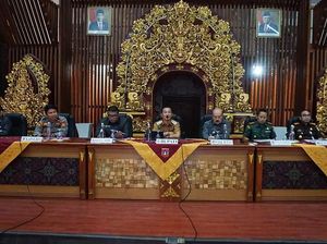 Pemkab Karangasem Bentuk Tim Khusus Awasi Turis Asing Pelesiran Pemkab Karangasem Bentuk Tim Khusus Awasi Turis Asing Pelesiran