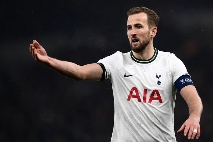 TOTTENHAM HOTSPUR STADIUM, LONDON, UNITED KINGDOM - 2023/03/08: Harry Kane of Tottenham Hotspur FC gestures during the UEFA Champions League round of 16 football match between Tottenham Hotspur FC and AC Milan. The match ended 0-0 tie, AC Milan won 1-0 on aggregate and moved on to the next round. (Photo by Nicolò Campo/LightRocket via Getty Images)