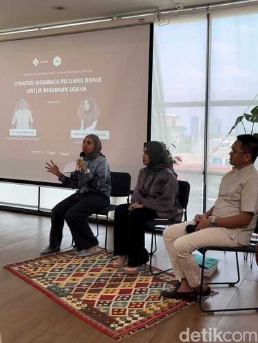 Foto Intan sewaktu menjadi narasumber di cara Modestalk Business Meet Up & Networking Session, Strategi Membaca Peluang Bisnis untuk Besarkan Usaha, di GoWork Fatmawati, Jakarta Selatan (31/5/2023).