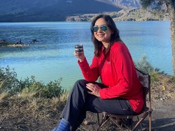 Ira Wibowo Pamerkan Budaya Indonesia di Menara Eiffel, Buat Turis Terpukau