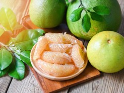 14 Manfaat Jeruk Bali untuk Kesehatan, Kecantikan, dan Lainnya