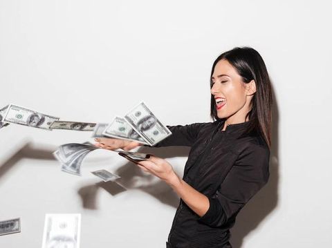 Kebiasaan sederhana untuk membantu menghemat uang/ Foto: Freepik.com/drobotdean